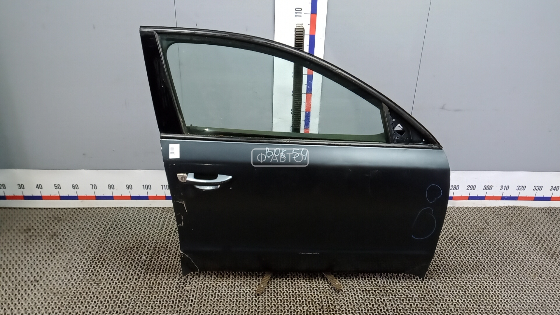 Дверь передняя правая SKODA SUPERB