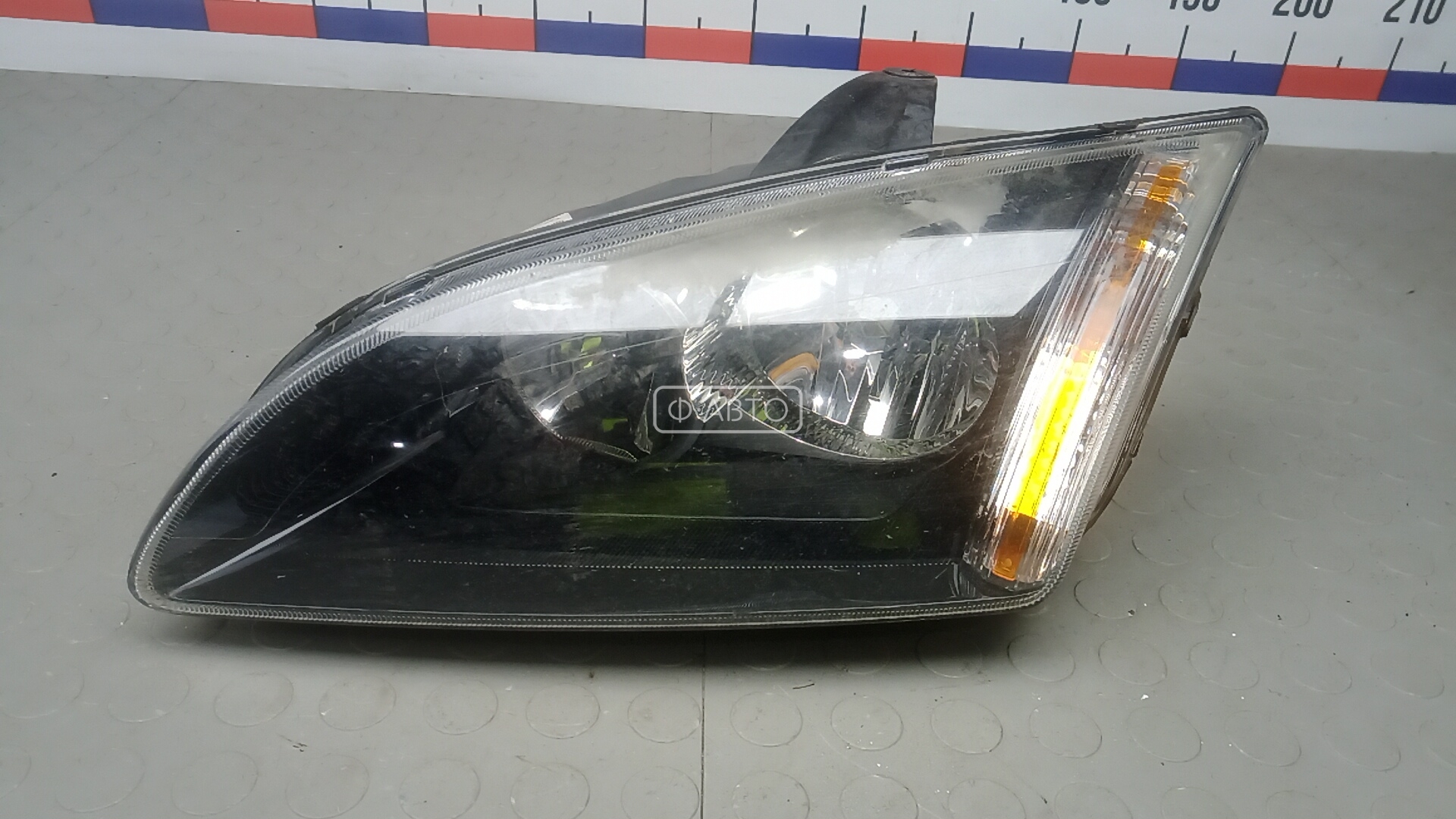 Фара левая FORD FOCUS