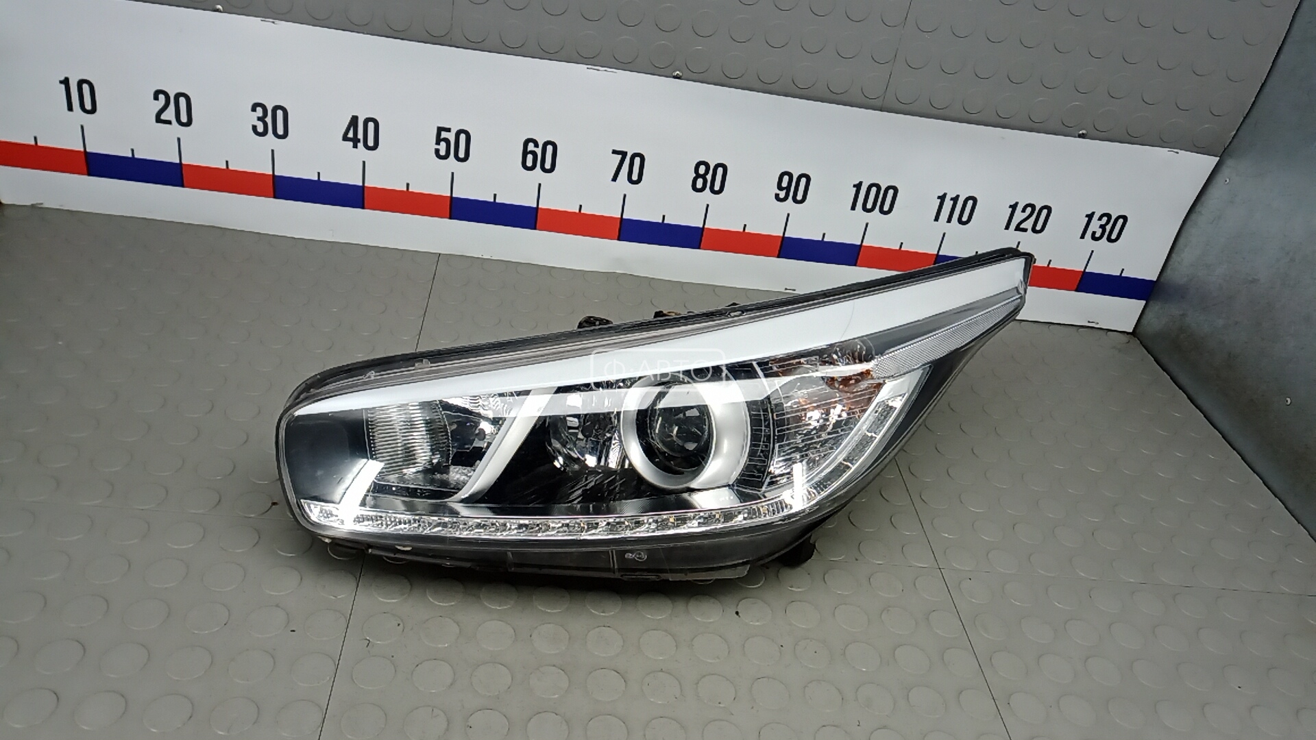 Фара левая KIA CEE'D
