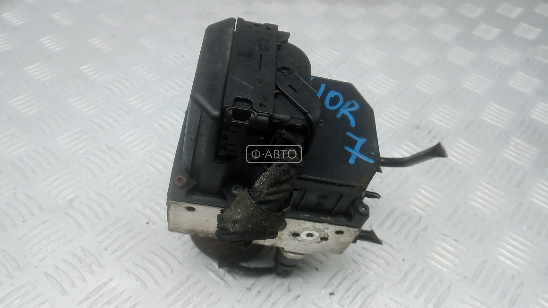 Блок ABS AUDI A8