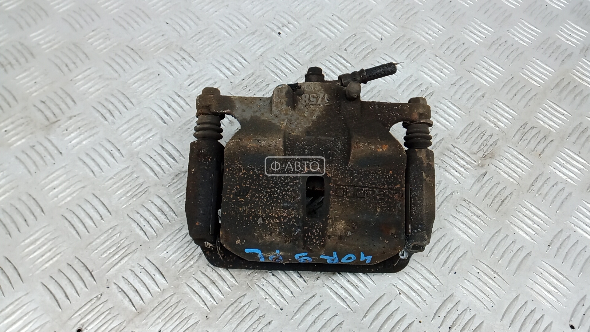 Суппорт тормозной передний левый