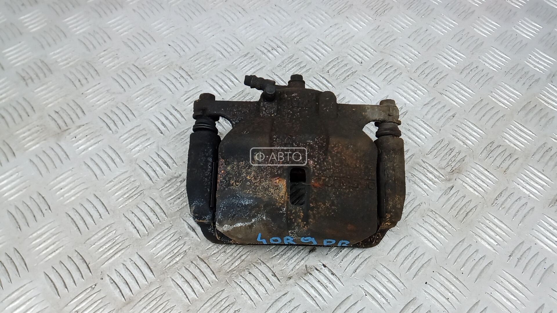 Суппорт тормозной передний правый