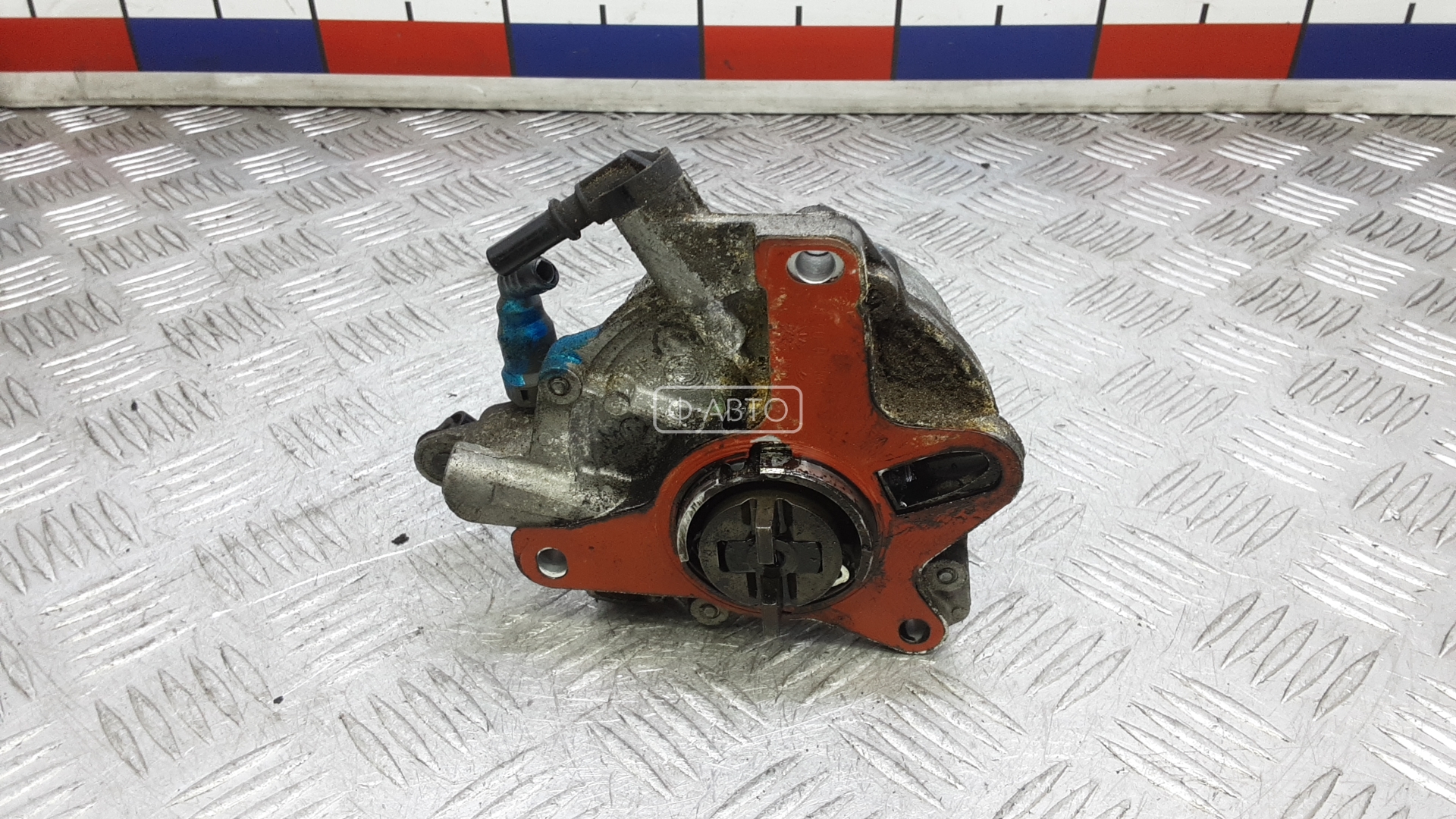 Насос вакуумный