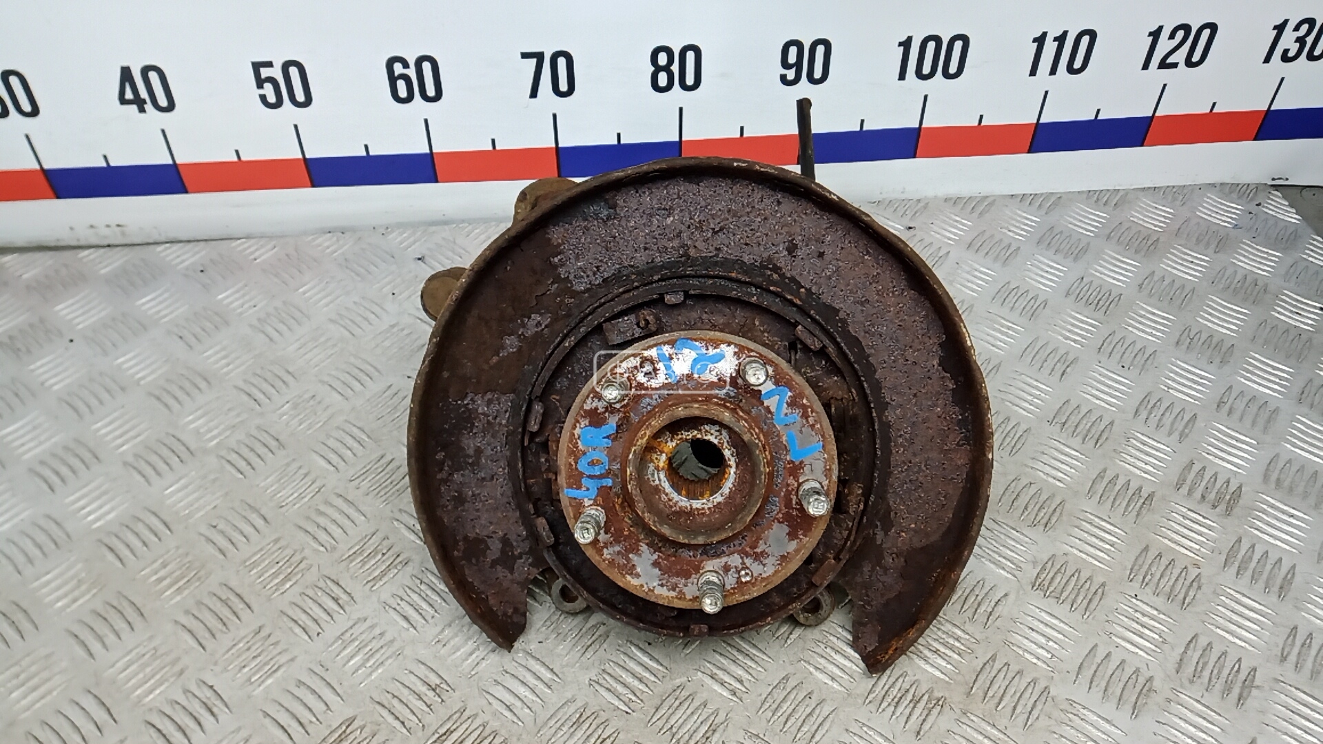 Ступица задняя левая