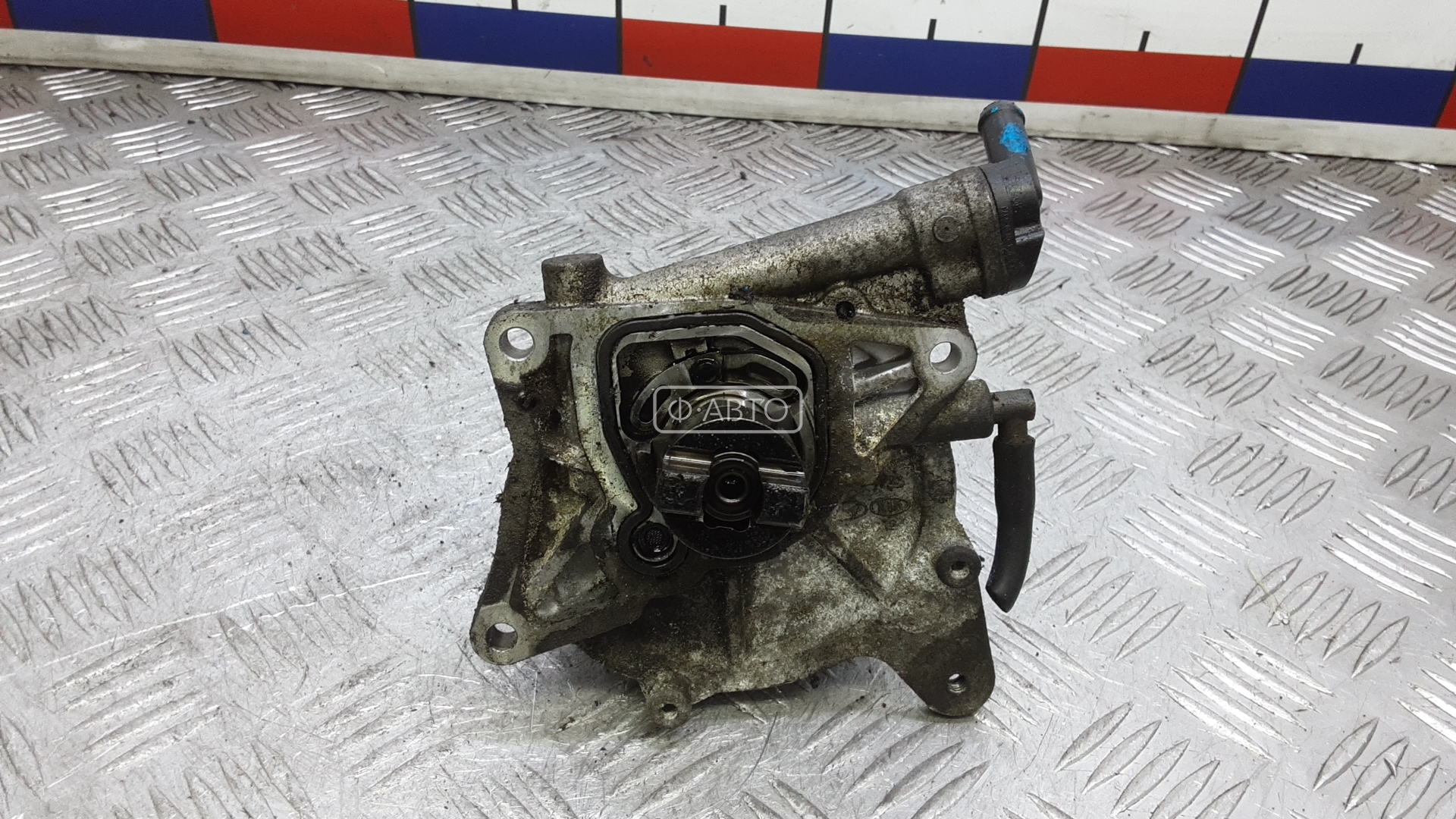 Насос вакуумный