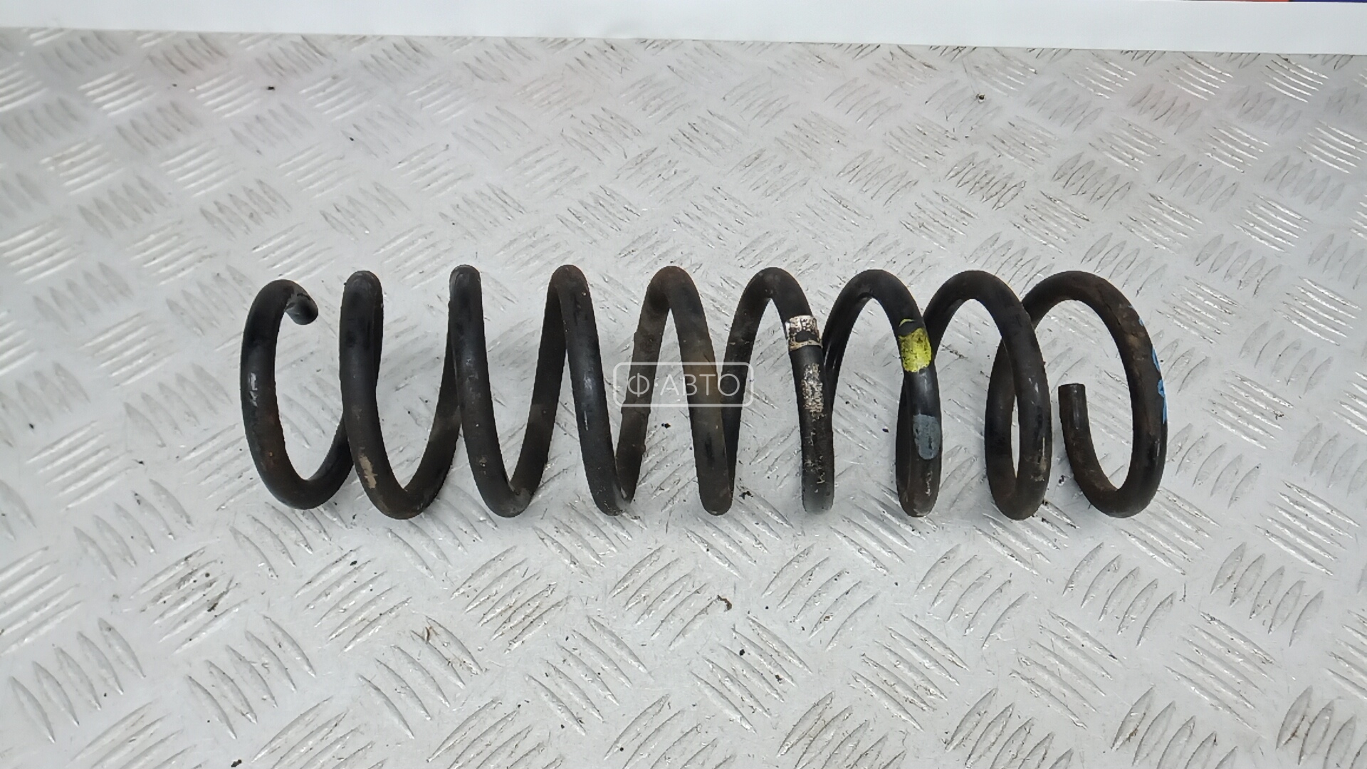 Пружина задняя