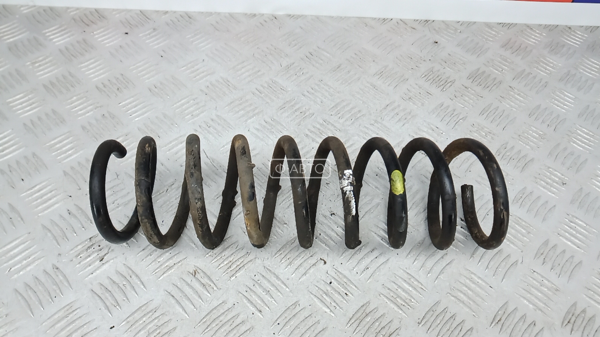 Пружина задняя