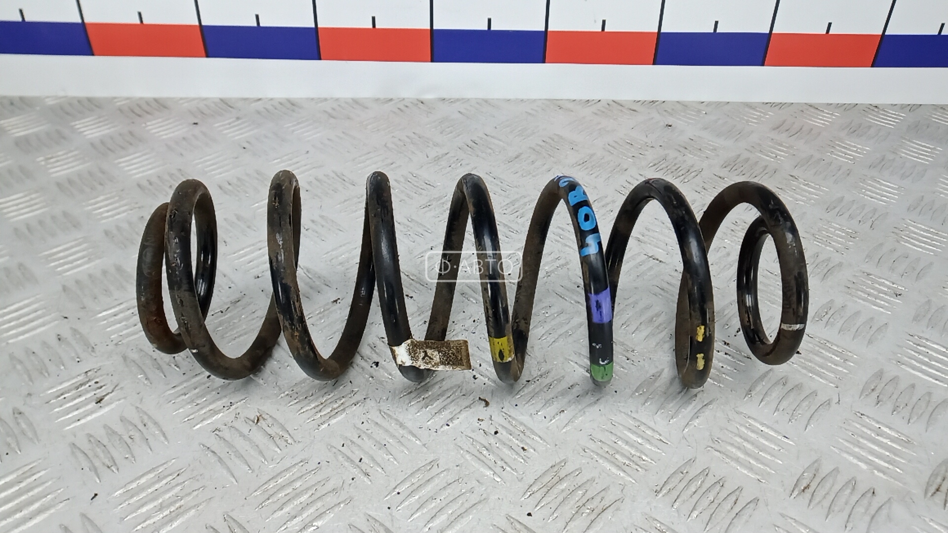 Пружина задняя