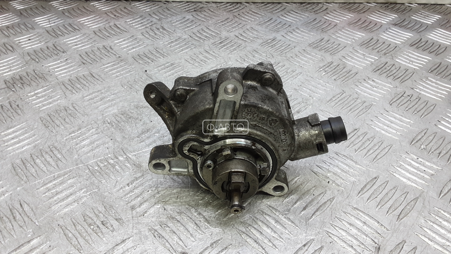 Насос вакуумный