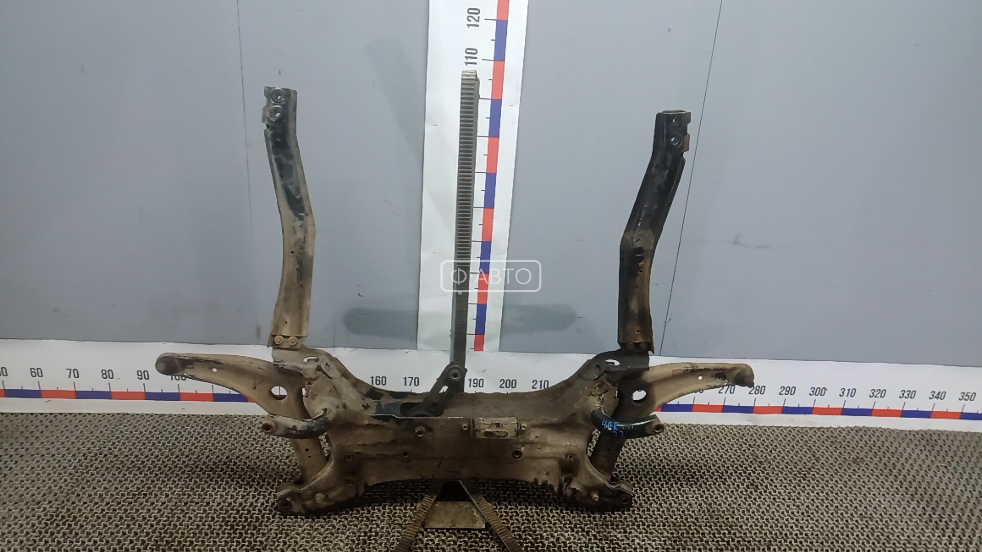 Балка подвески передняя