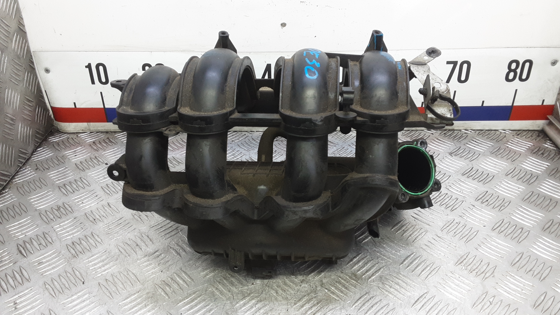 Впускной коллектор бензиновый FORD FOCUS 2