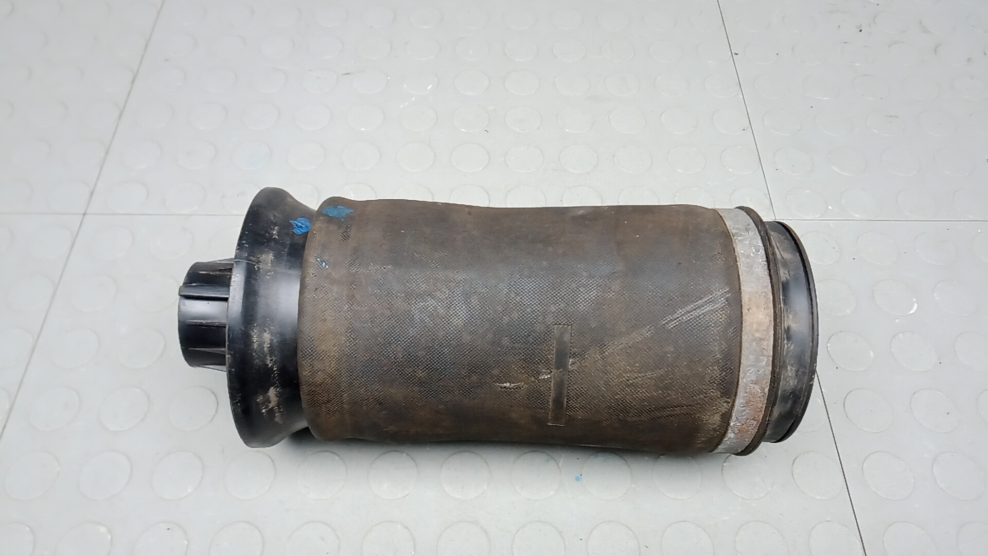 Пневмоподушка задняя MERCEDES BENZ GL-CLASS X164