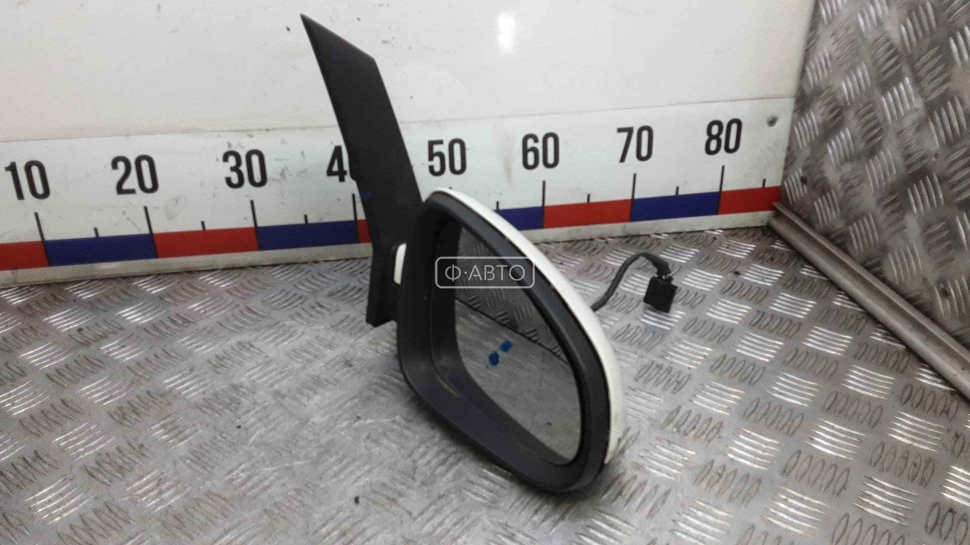 Зеркало наружное правое