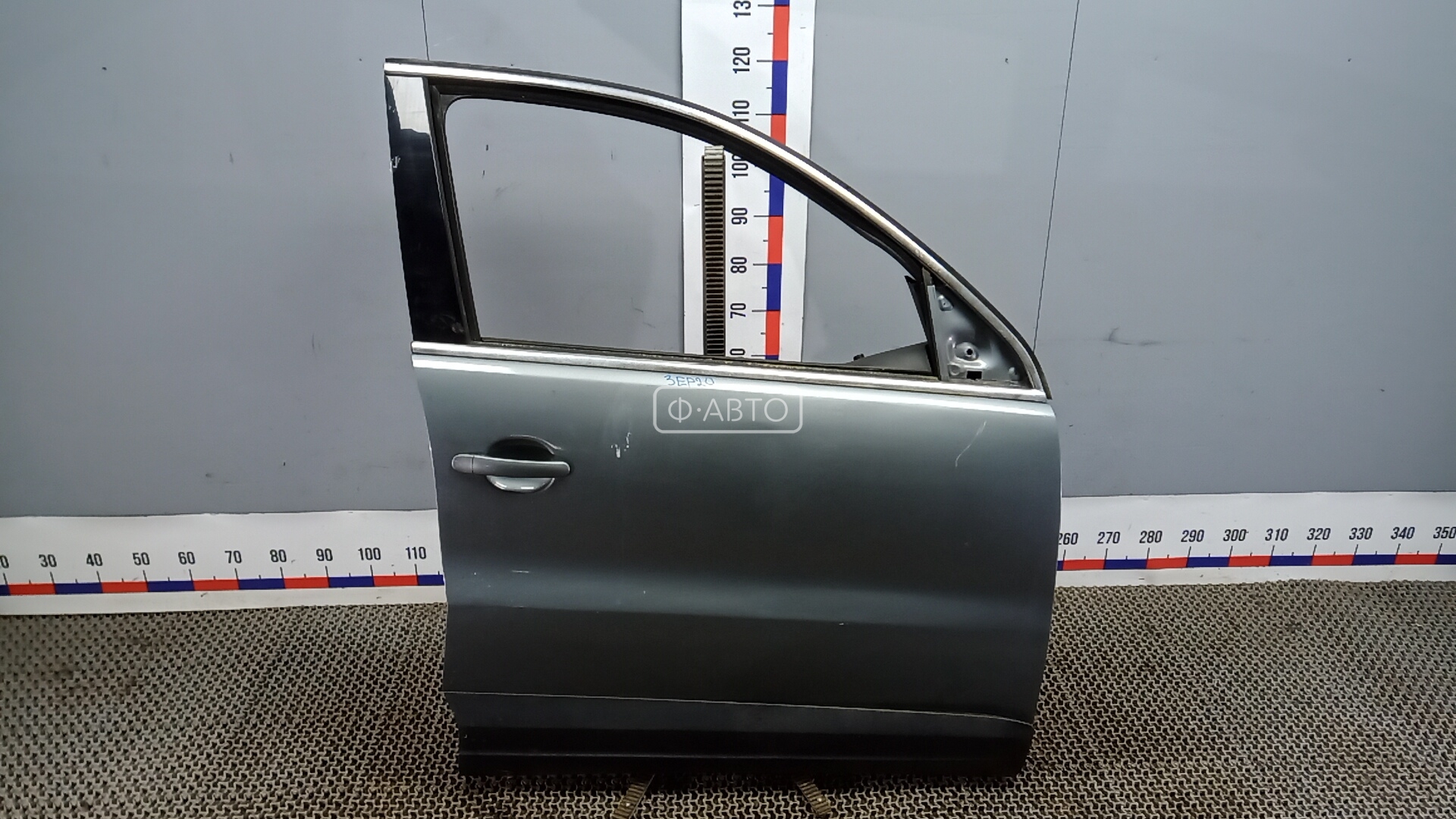 Дверь передняя правая