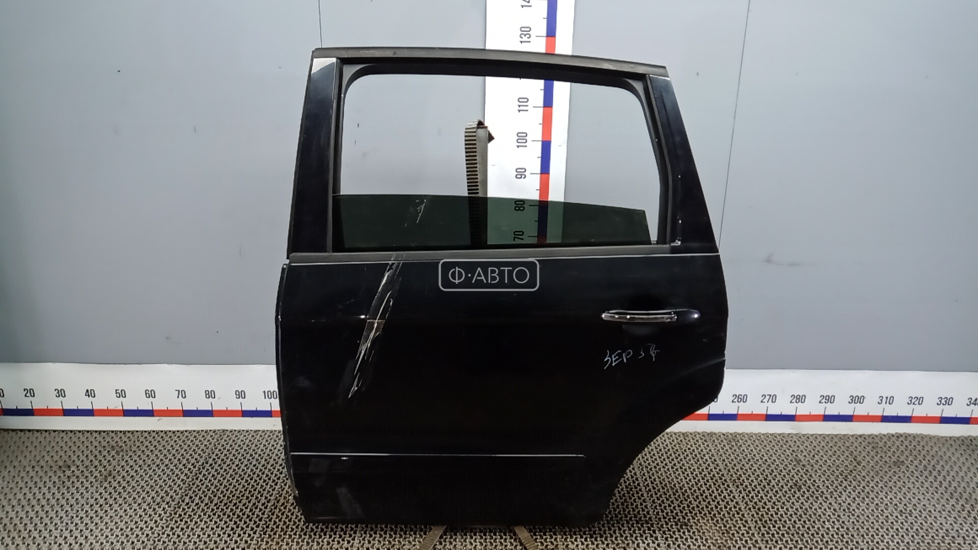 Дверь задняя левая