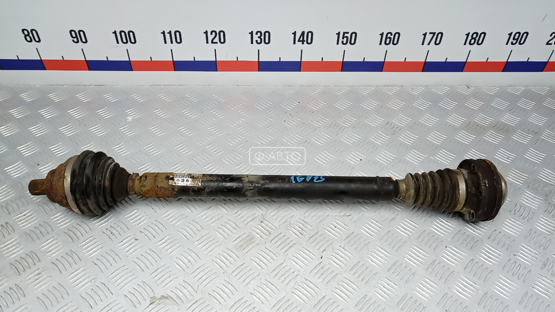 Привод передний правый