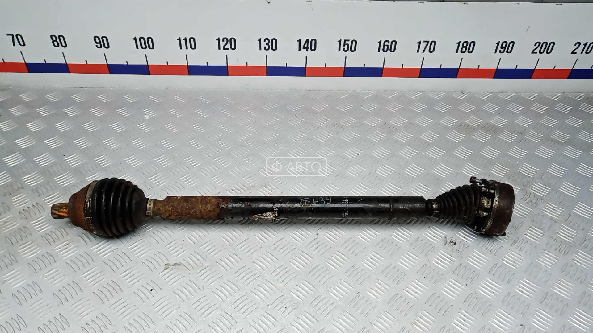 Привод передний правый