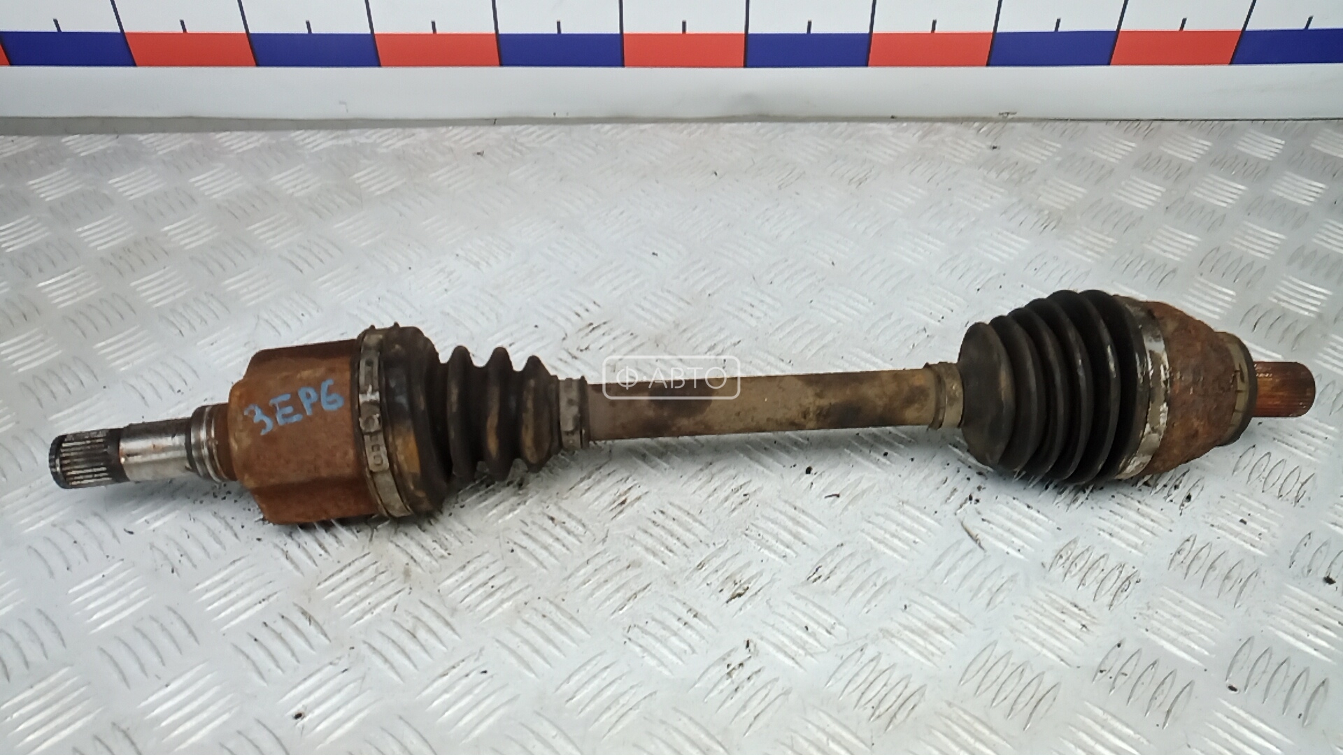 Привод передний левый