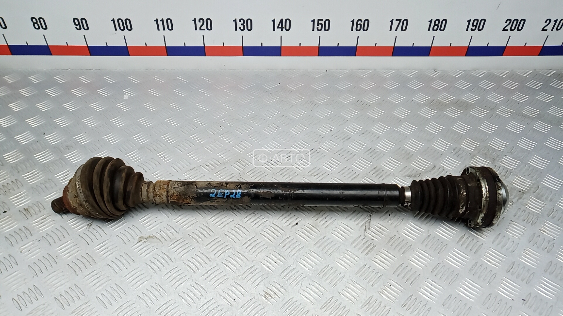 Привод передний правый