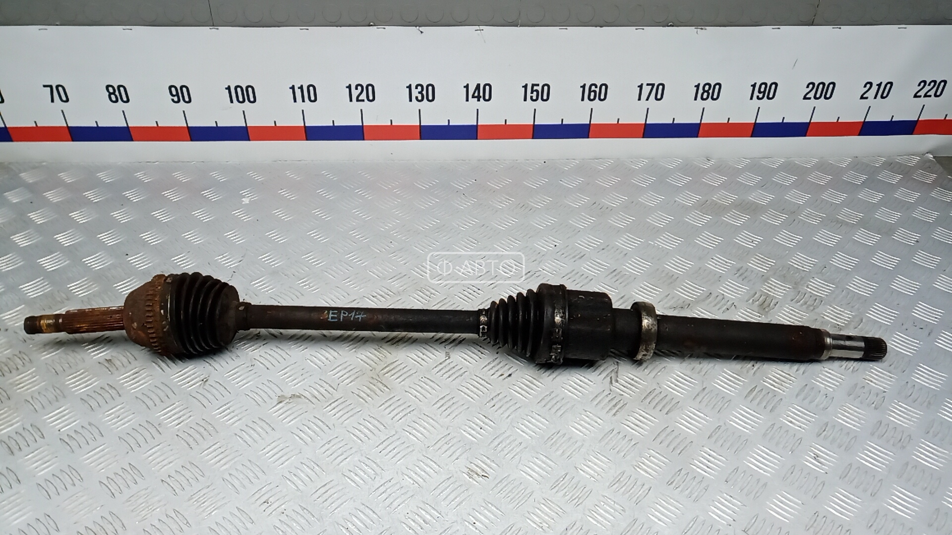 Привод передний правый