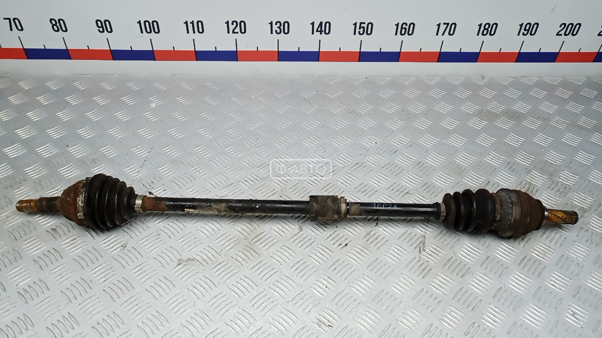 Привод передний правый