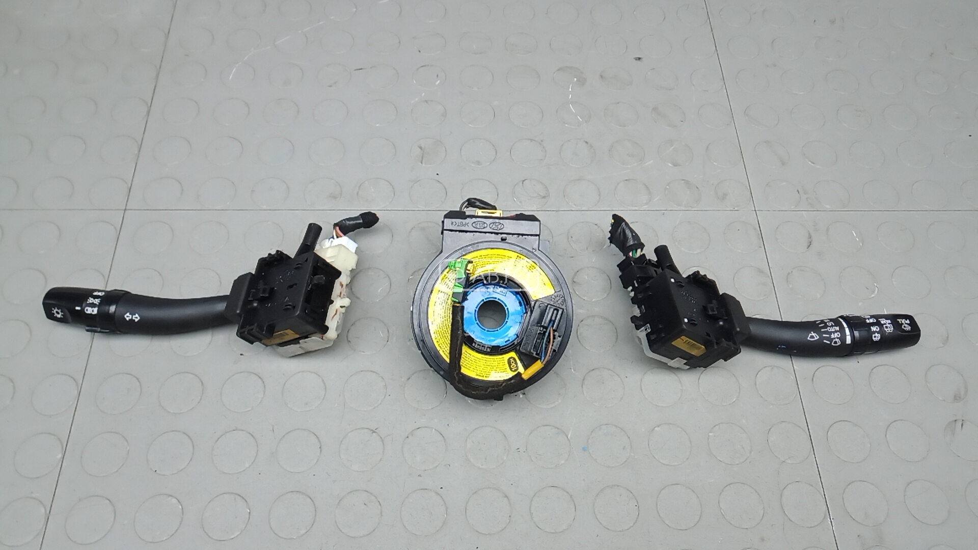 Переключатель поворотов и дворников (стрекоза)