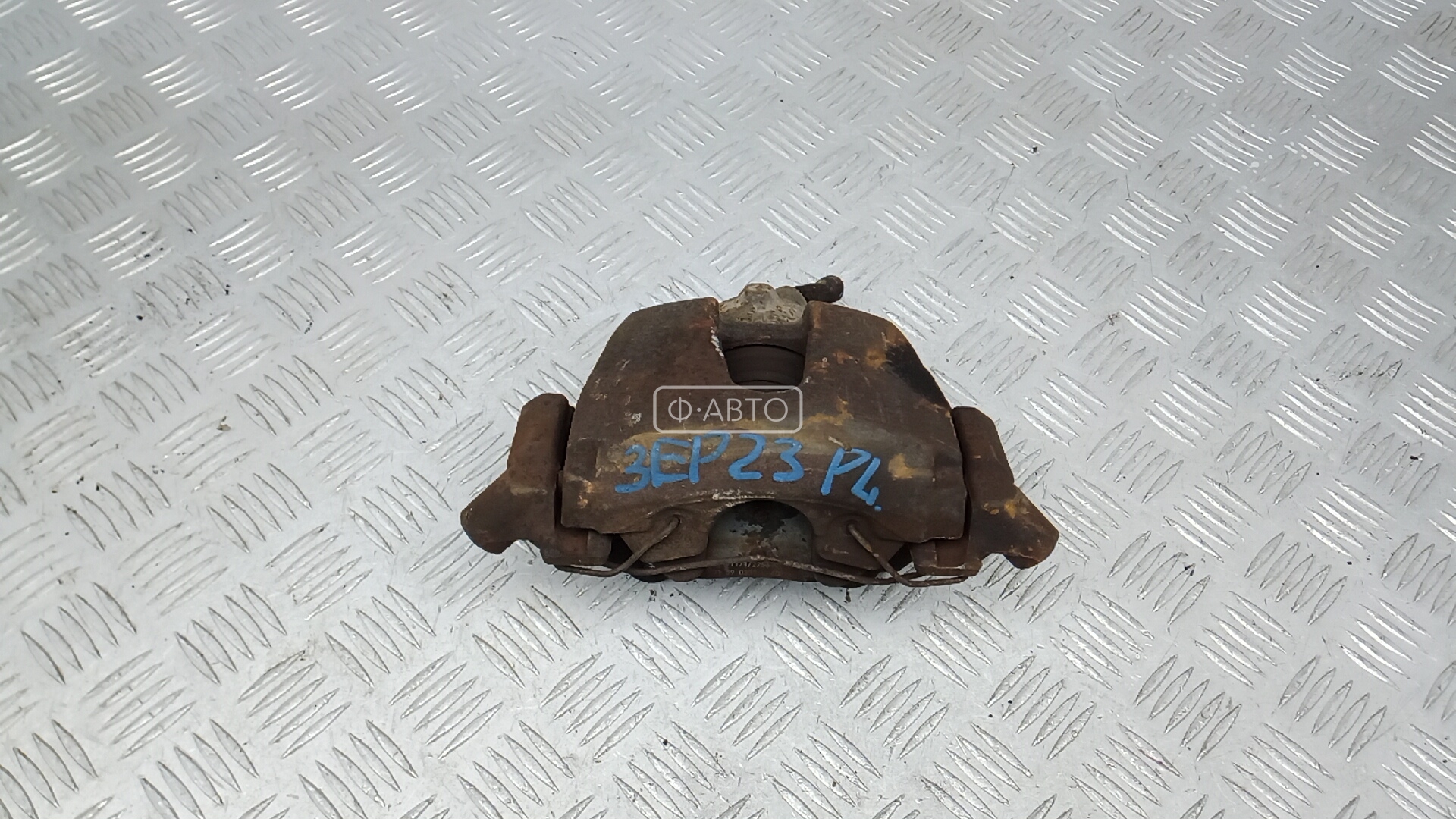 Суппорт тормозной передний левый