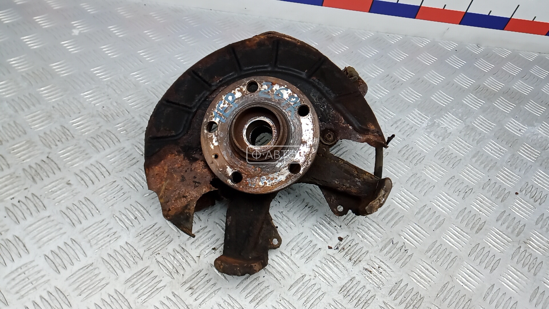 Ступица передняя правая