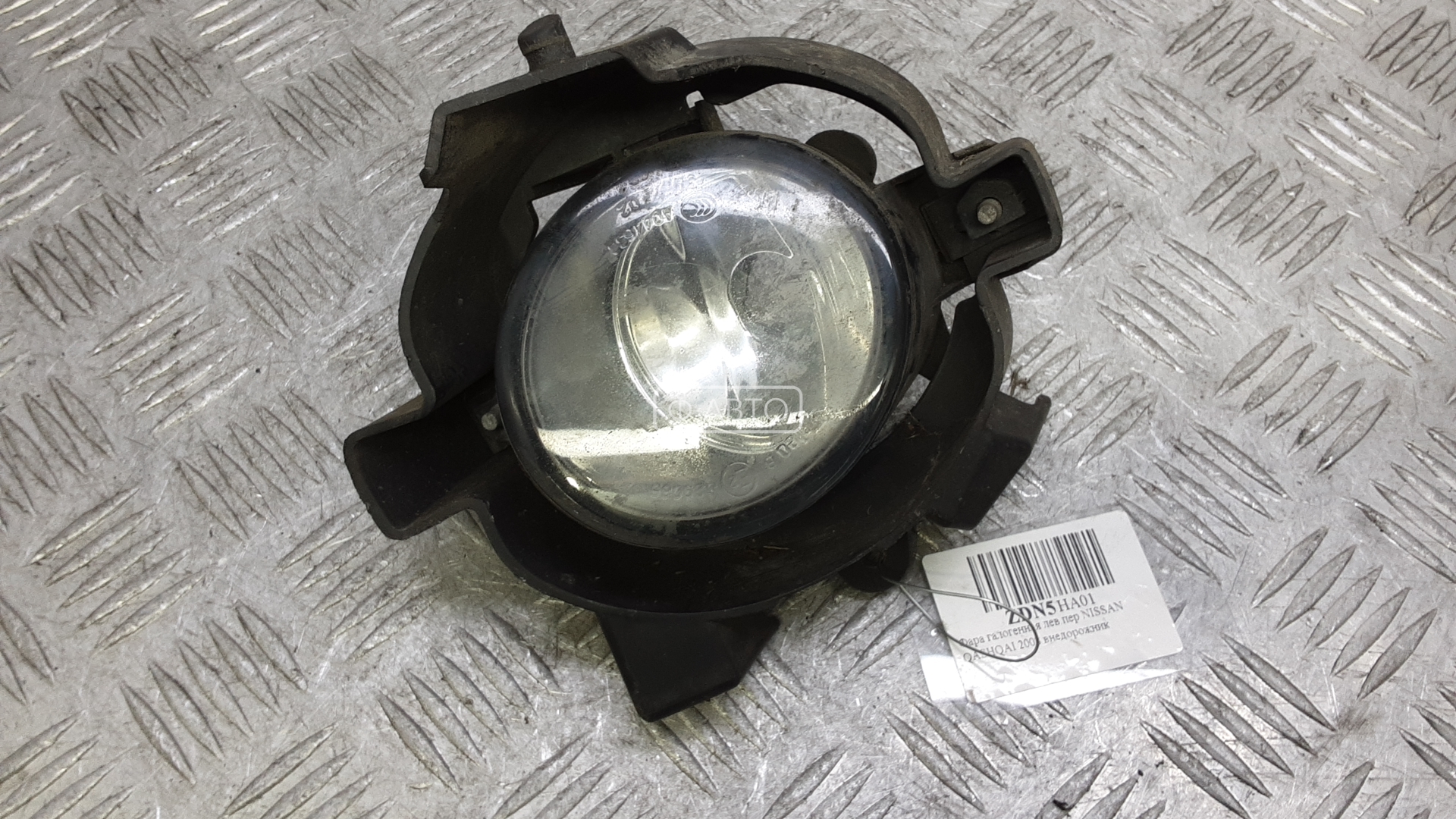 Фара галогенная левая передняя