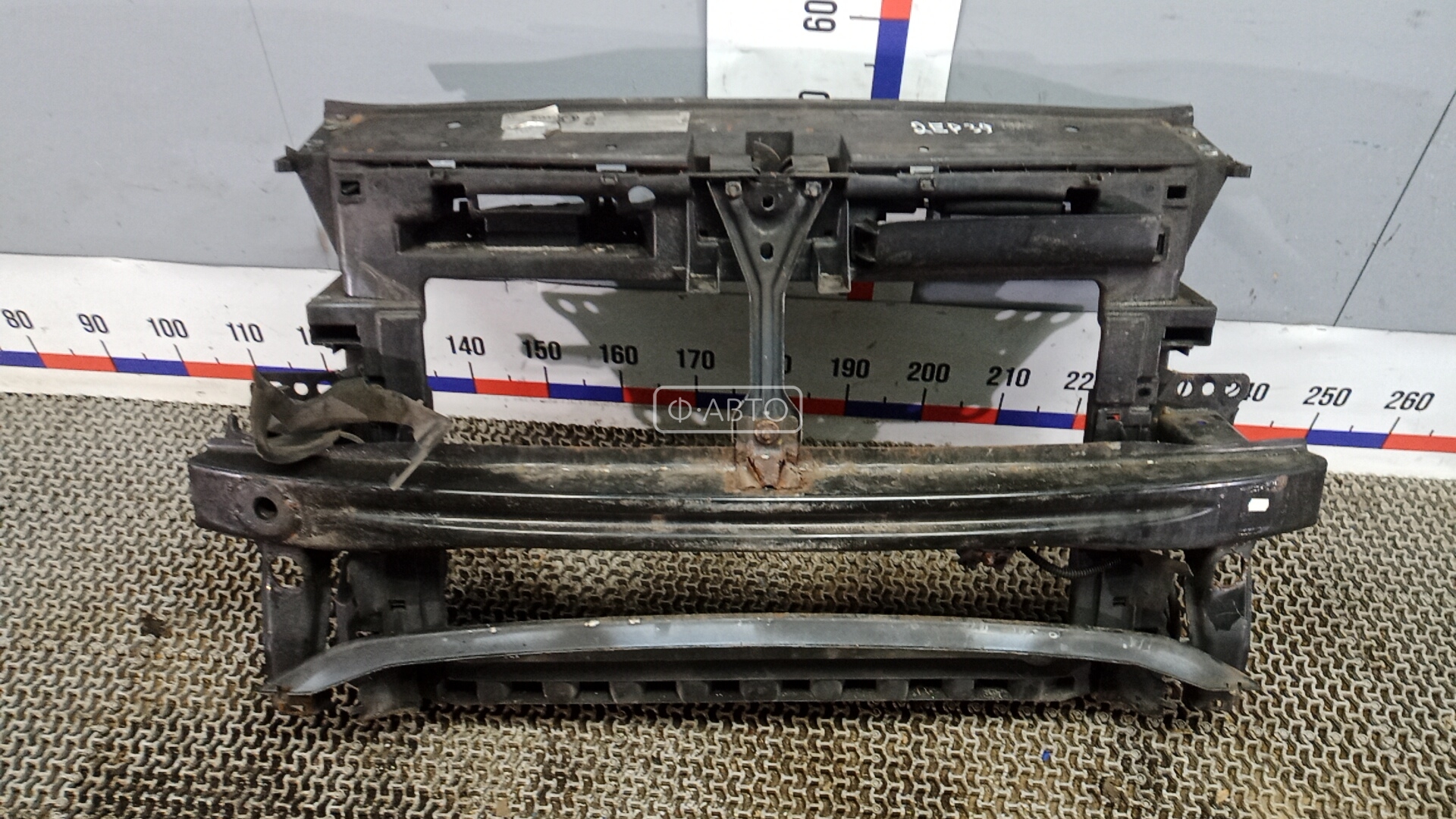 Передняя панель крепления облицовки (телевизор)