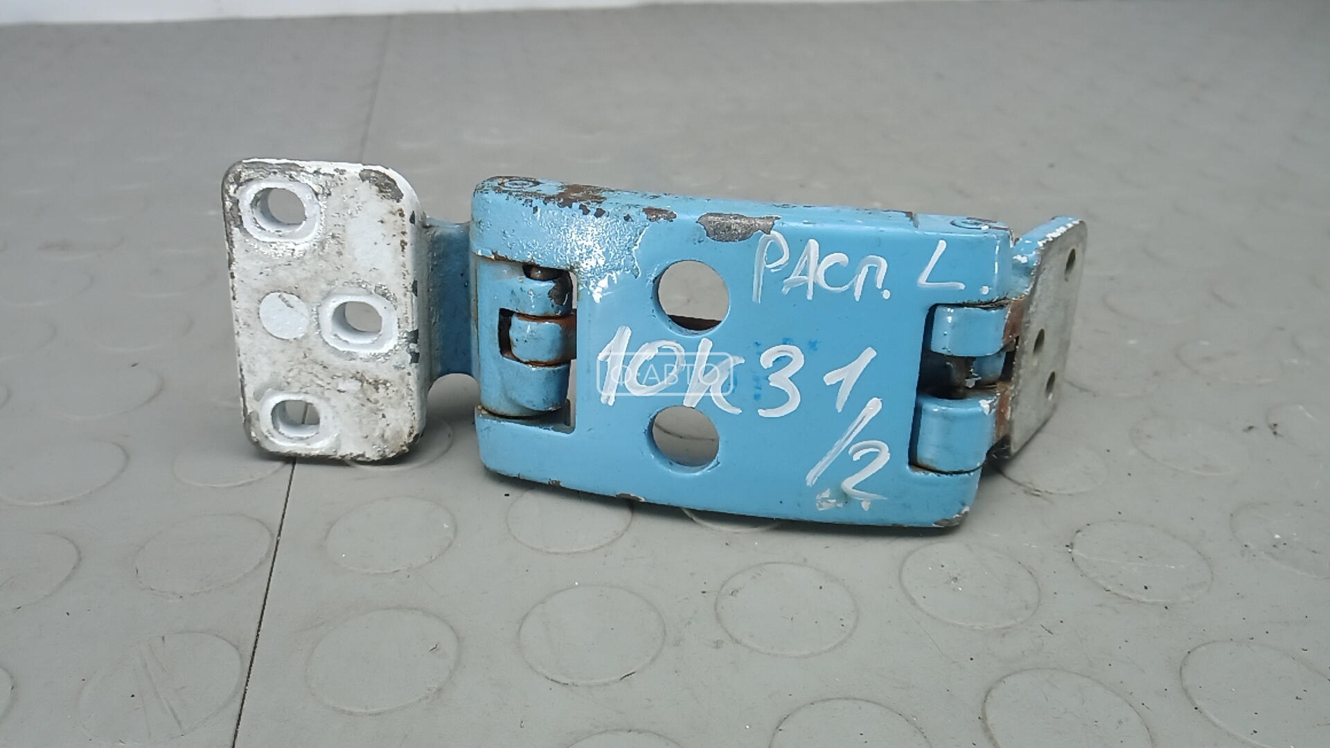 Петля двери распашной левой