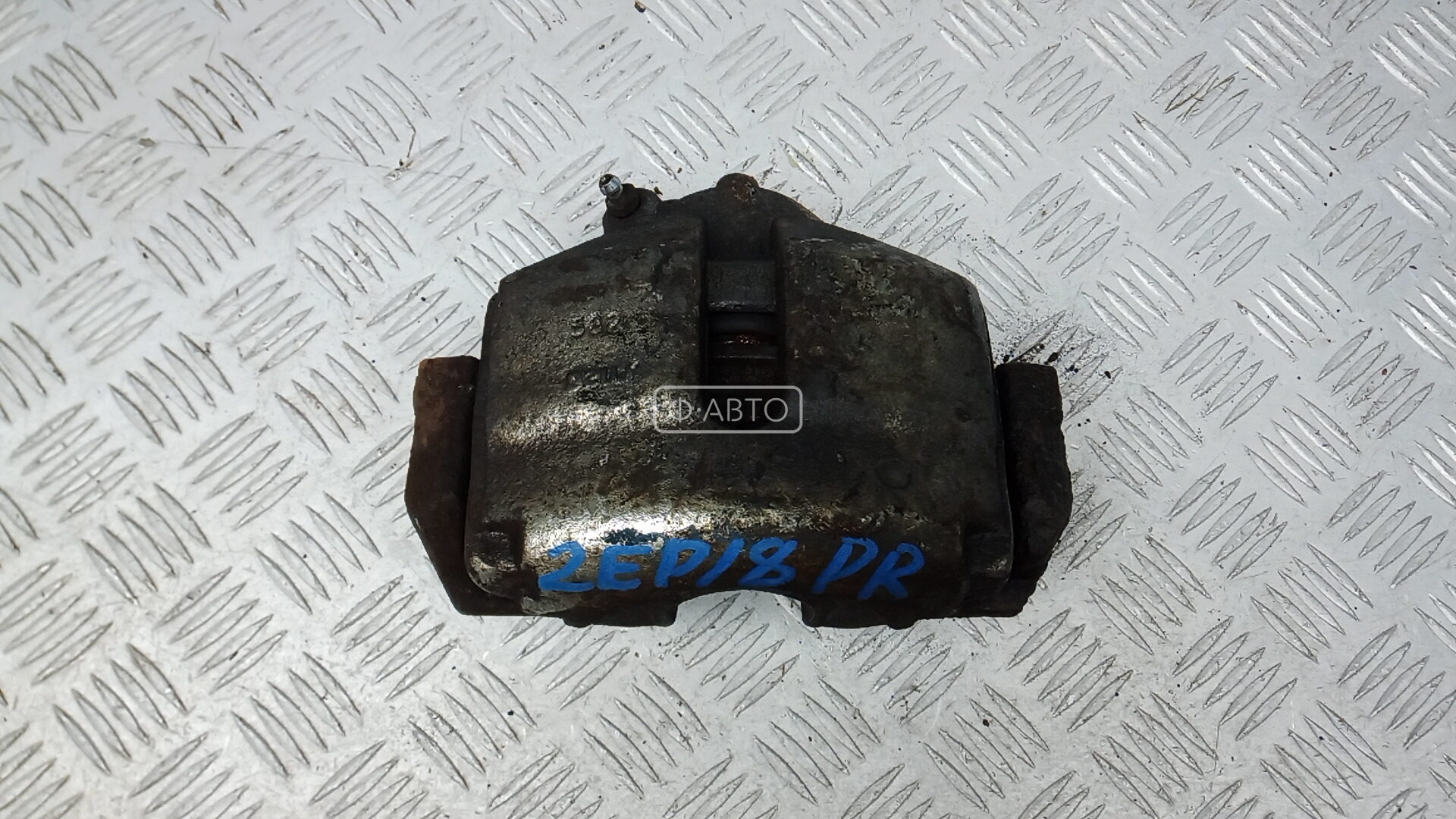 Суппорт тормозной передний правый