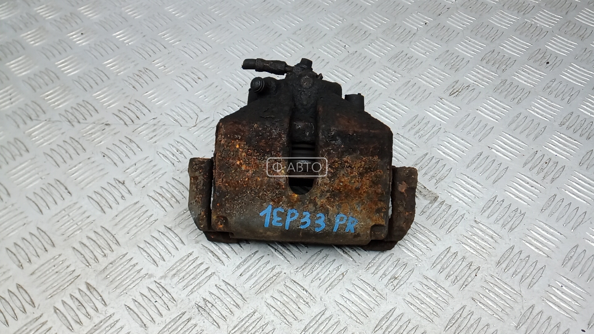 Суппорт тормозной передний правый