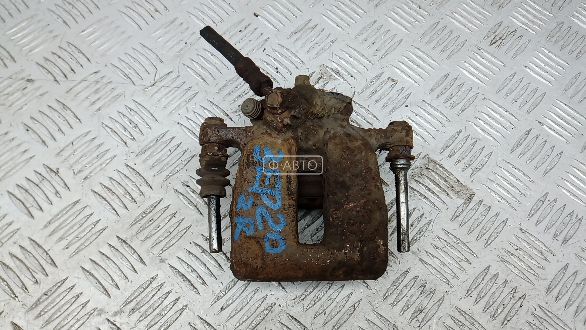 Суппорт тормозной задний правый