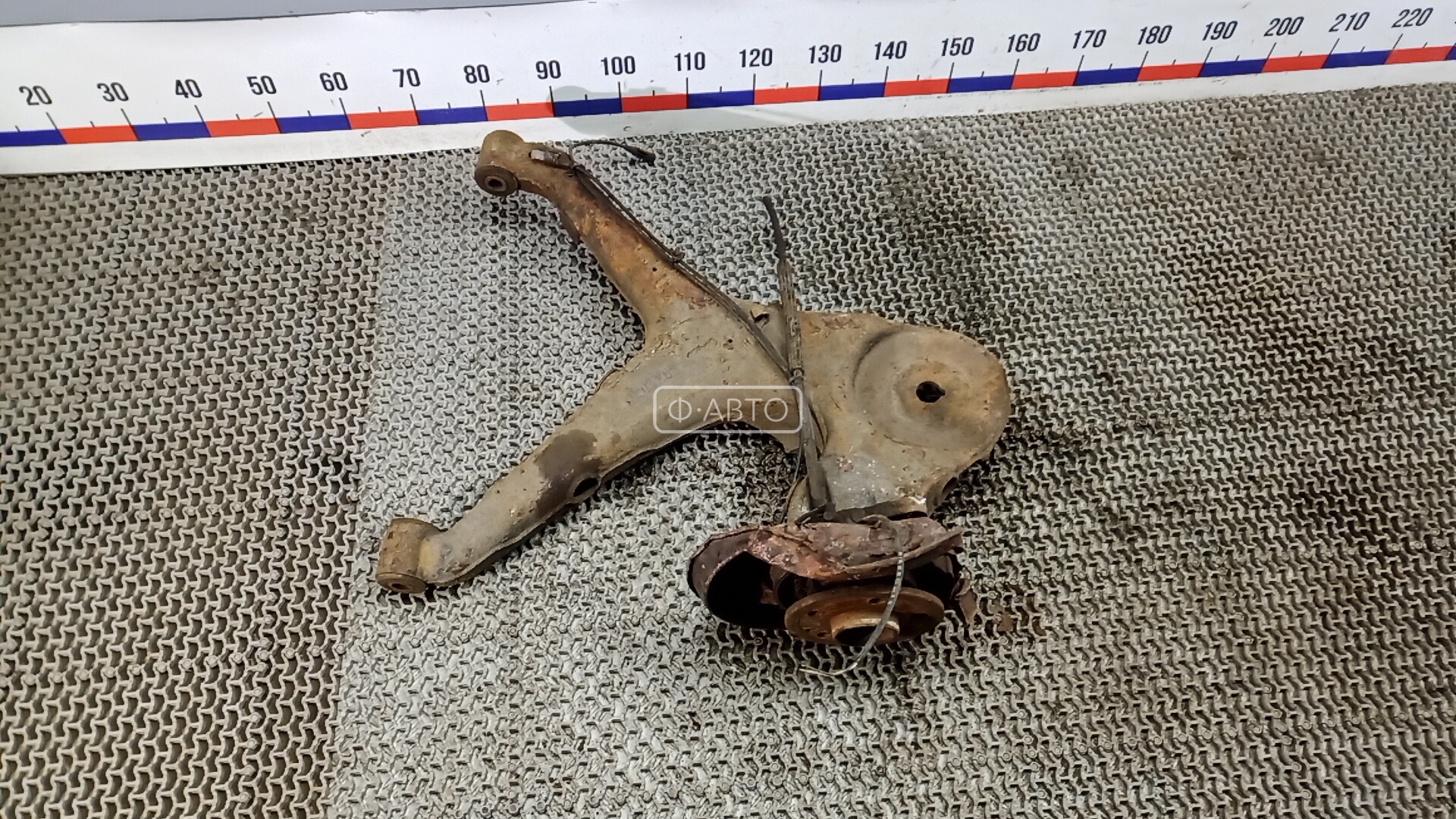 Ступица задняя левая