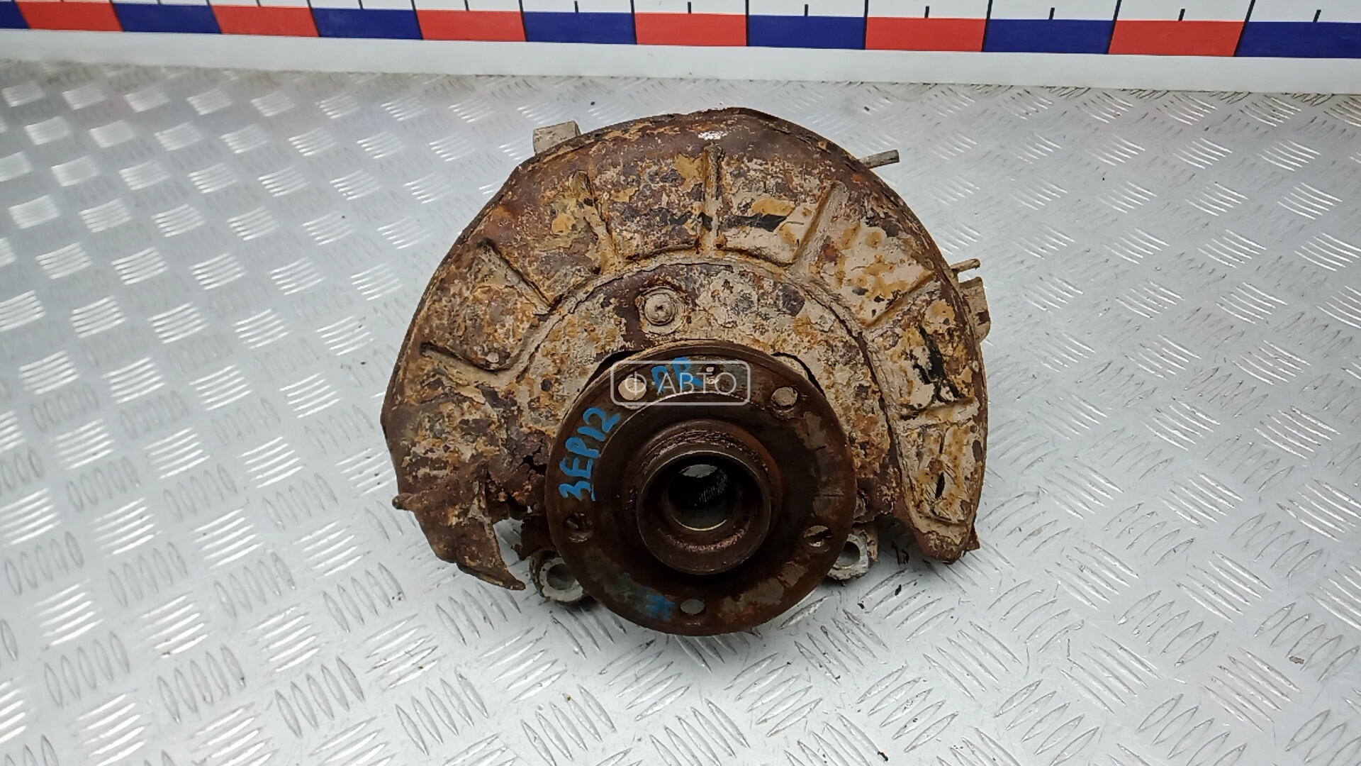 Ступица передняя правая