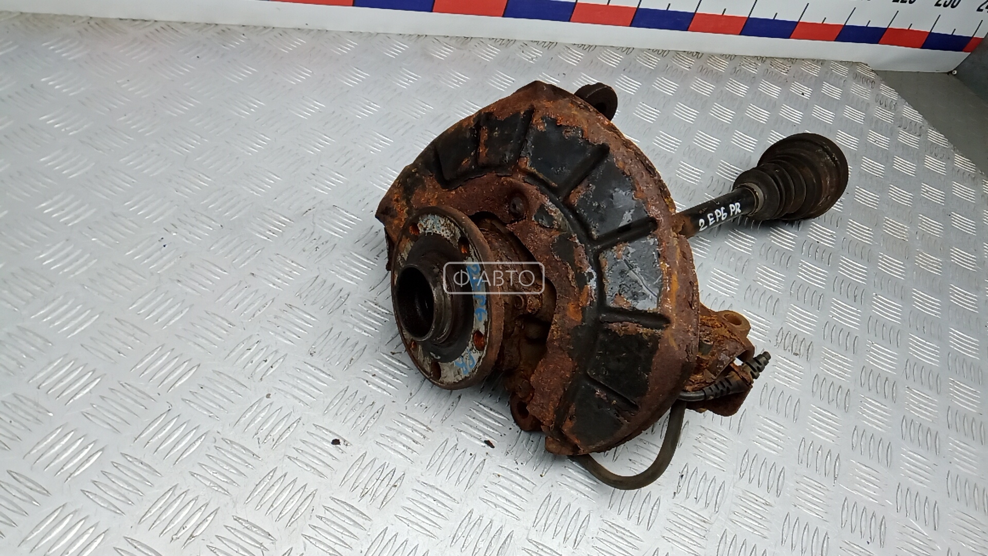 Ступица передняя правая