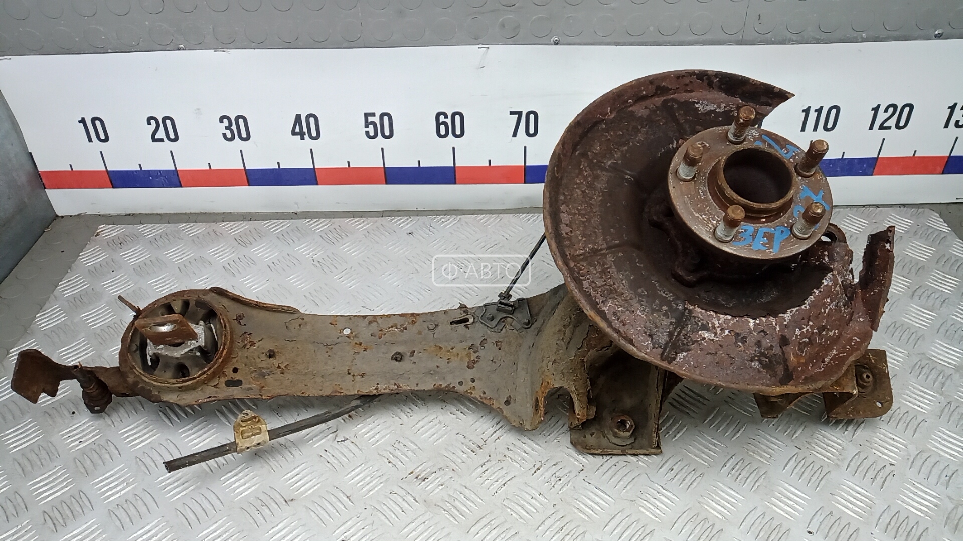 Ступица задняя левая