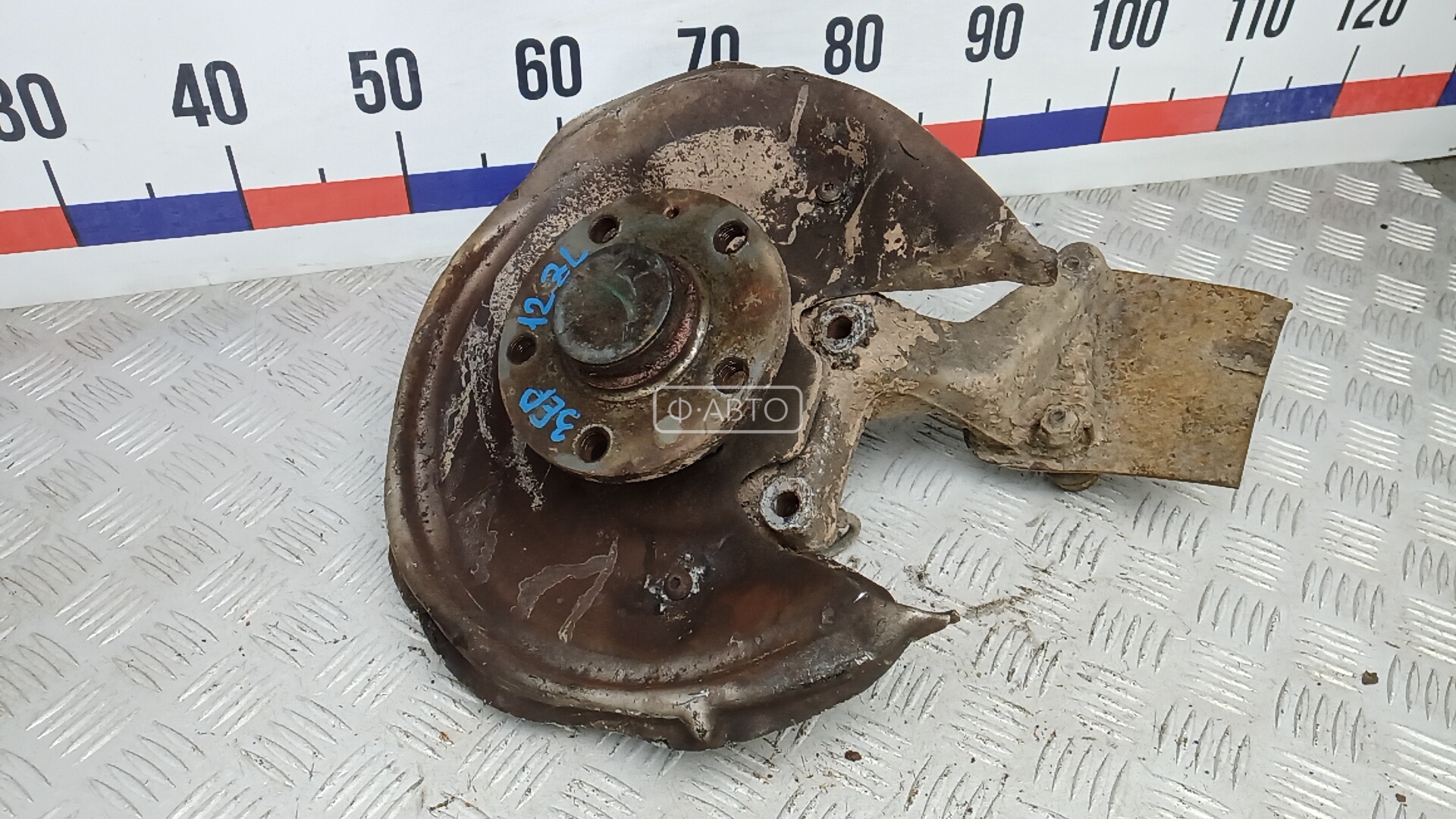 Ступица задняя левая