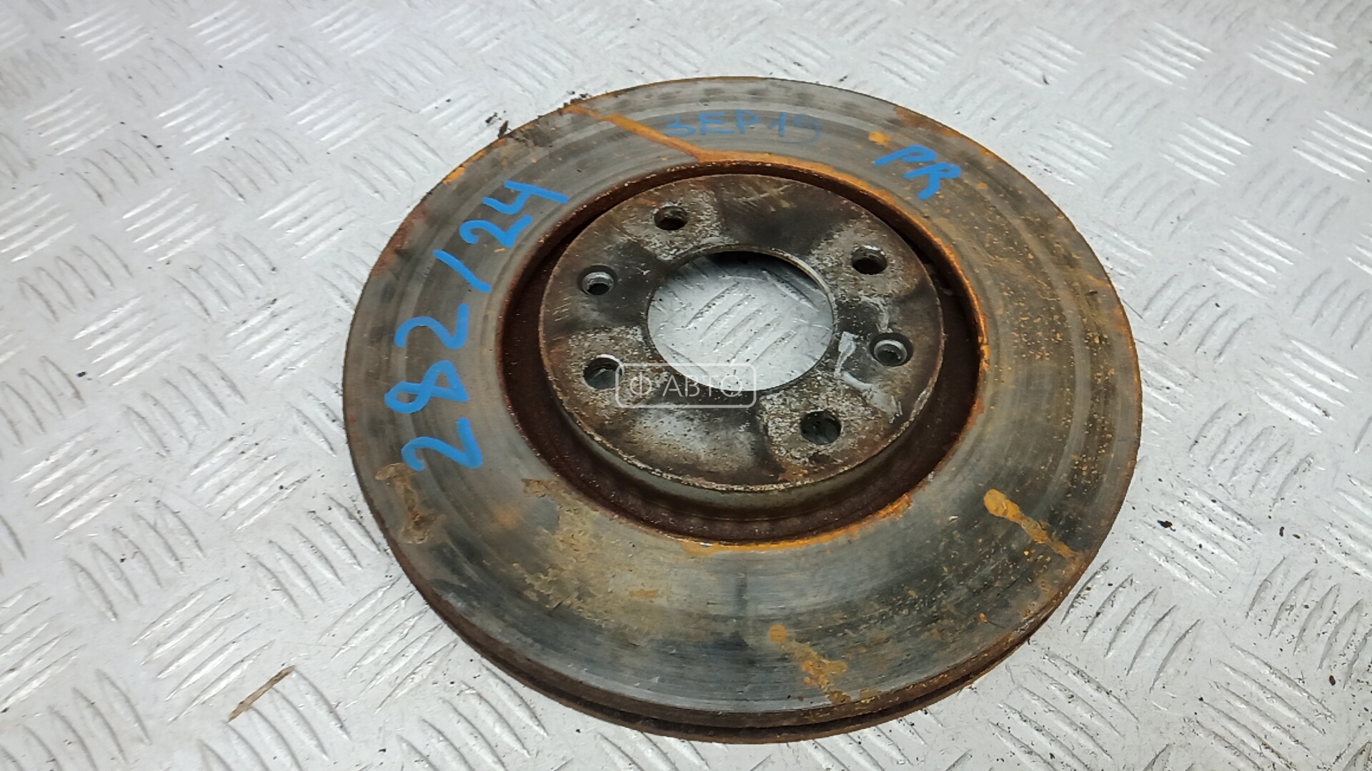 Диск тормозной передний