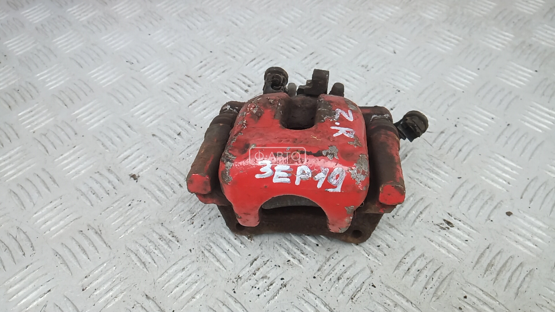 Суппорт тормозной задний правый