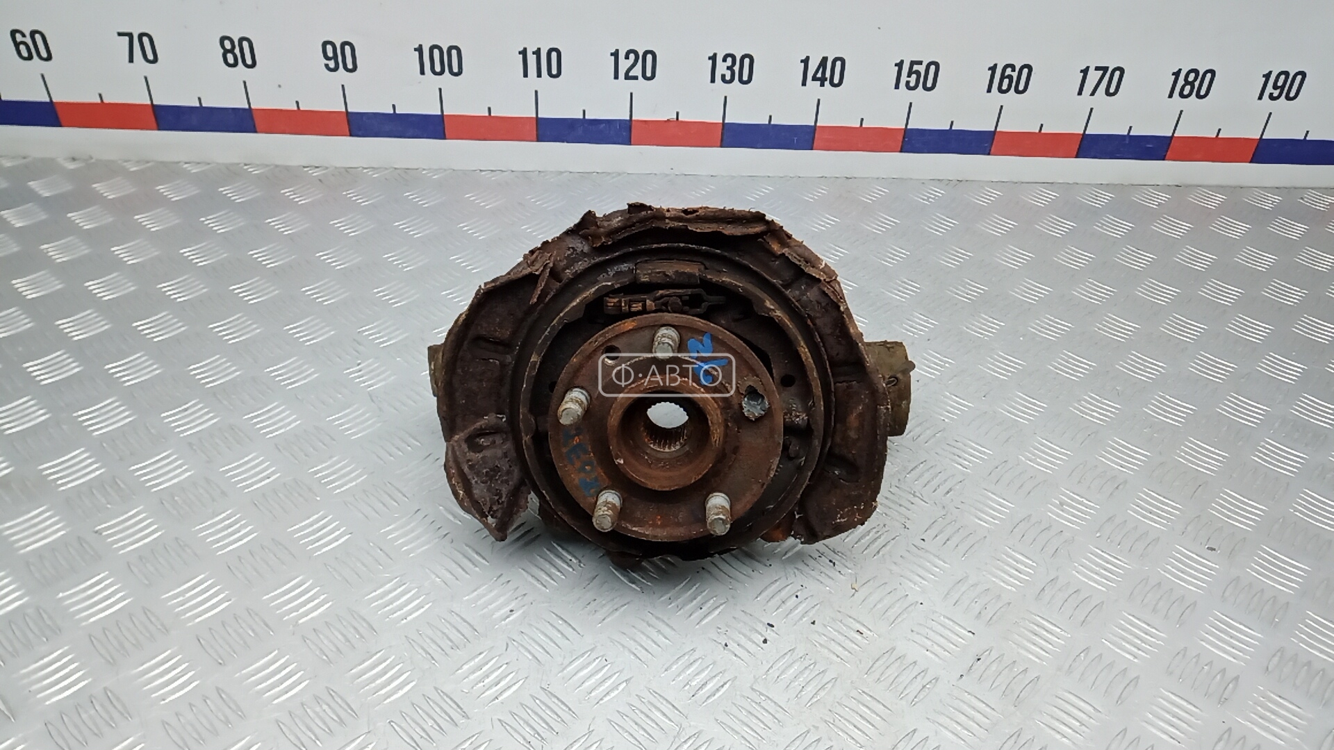 Ступица задняя левая