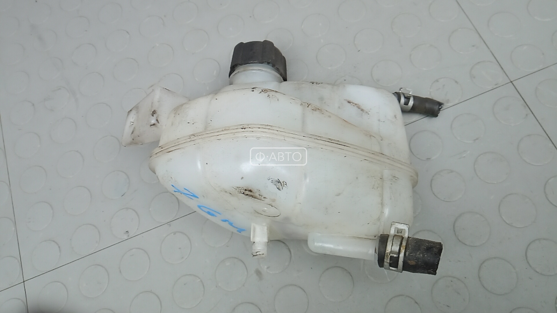 Бачок расширительный