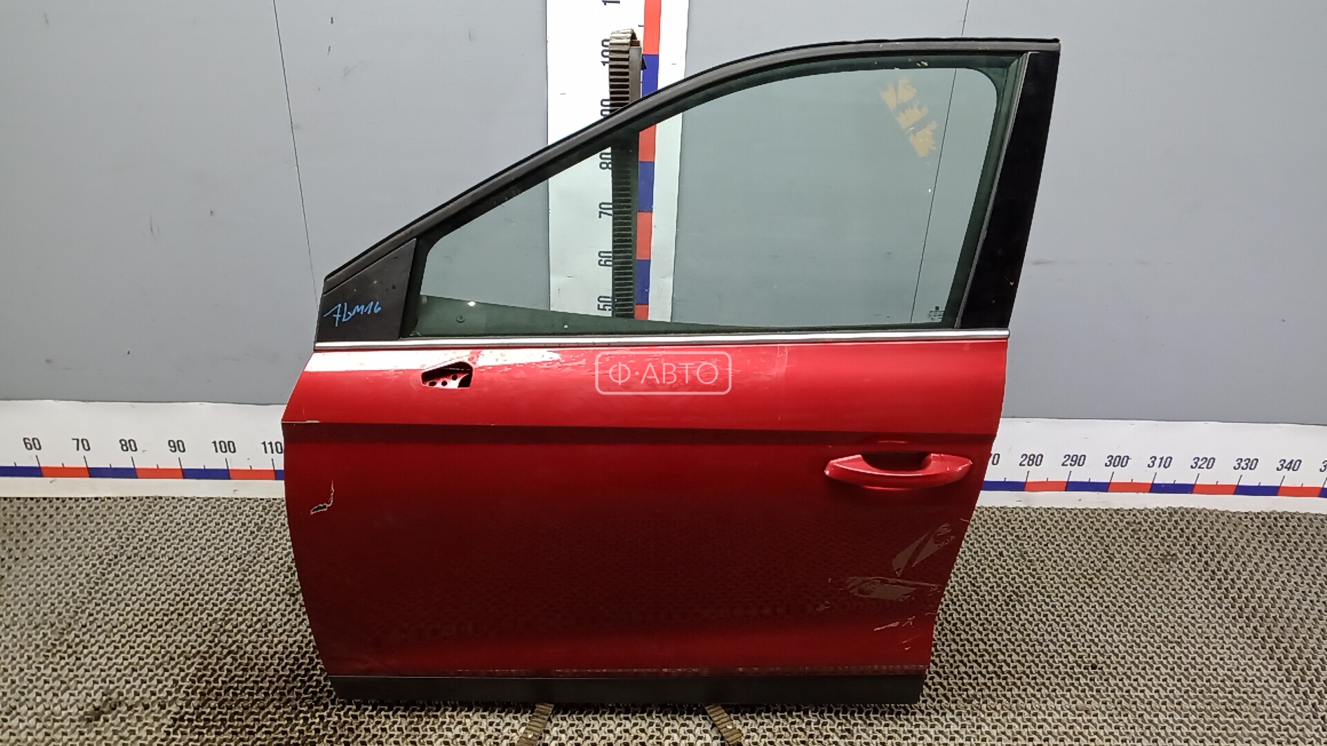 Дверь передняя левая