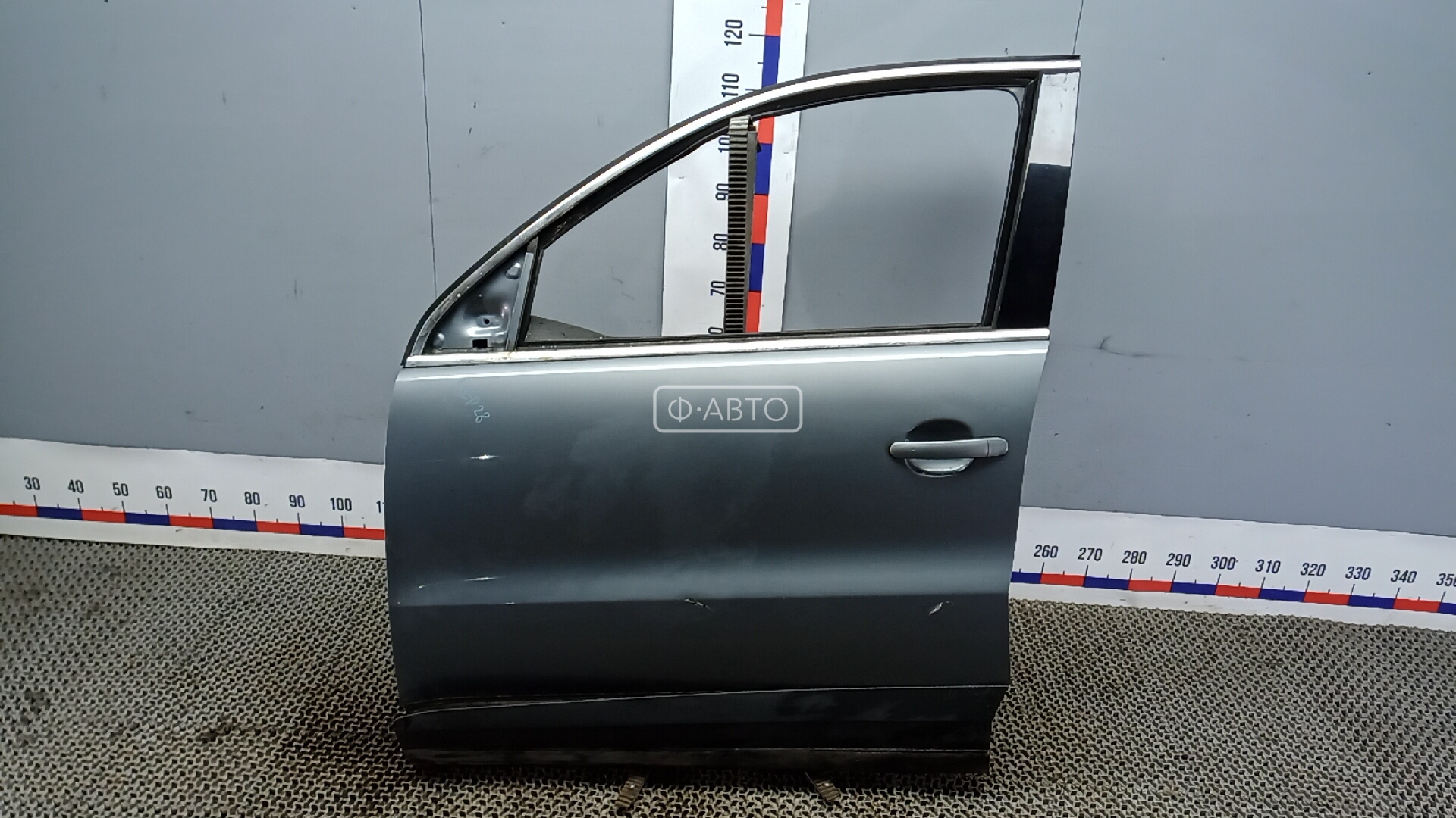 Дверь передняя левая