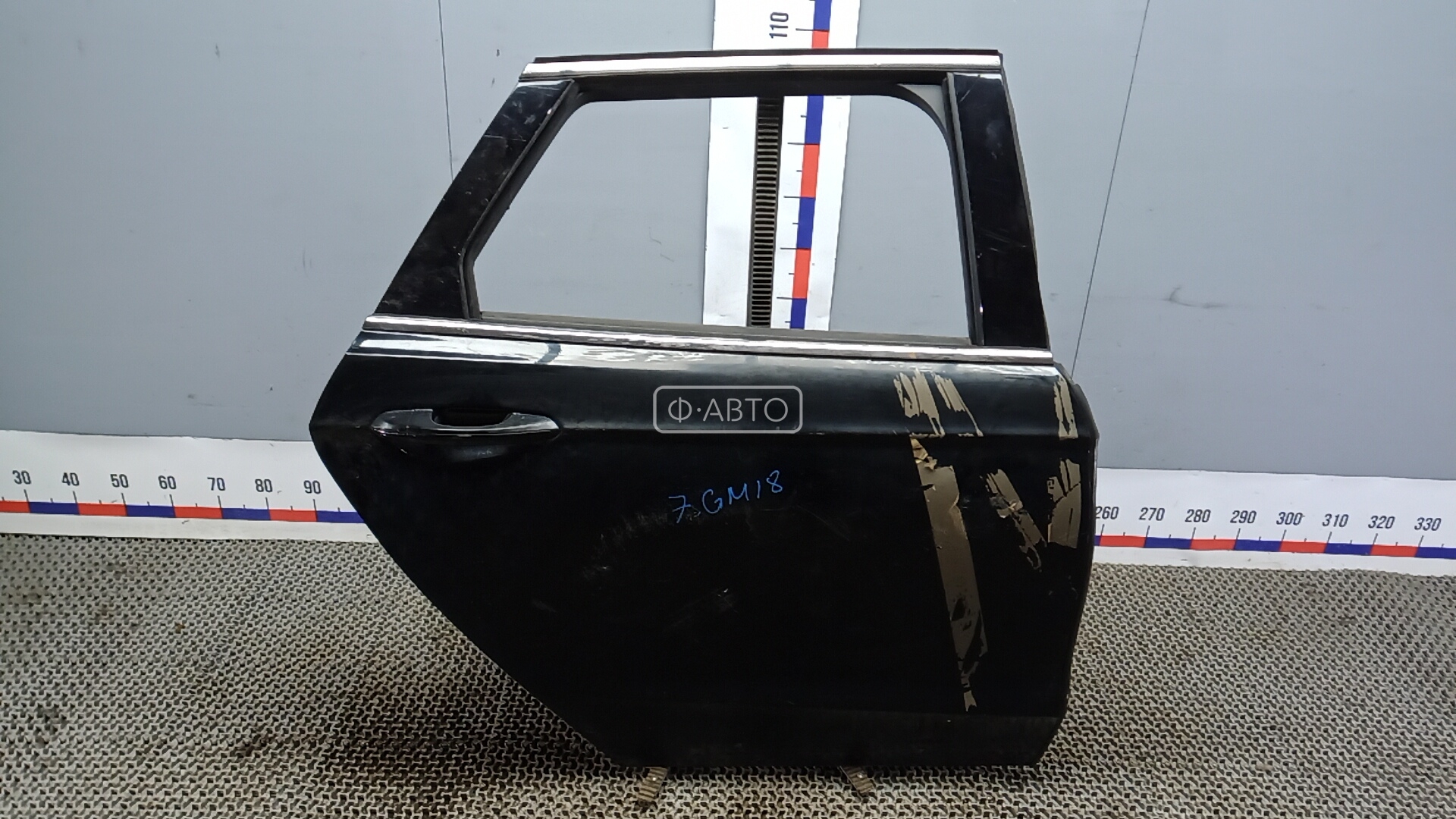 Дверь задняя правая