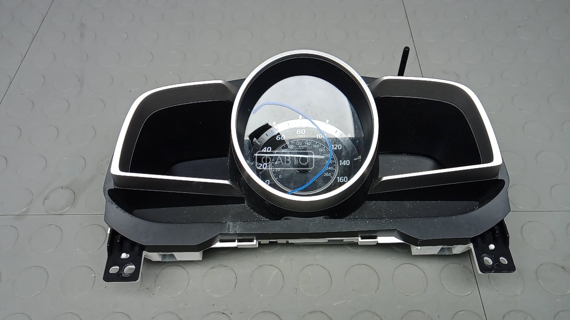 Щиток приборов