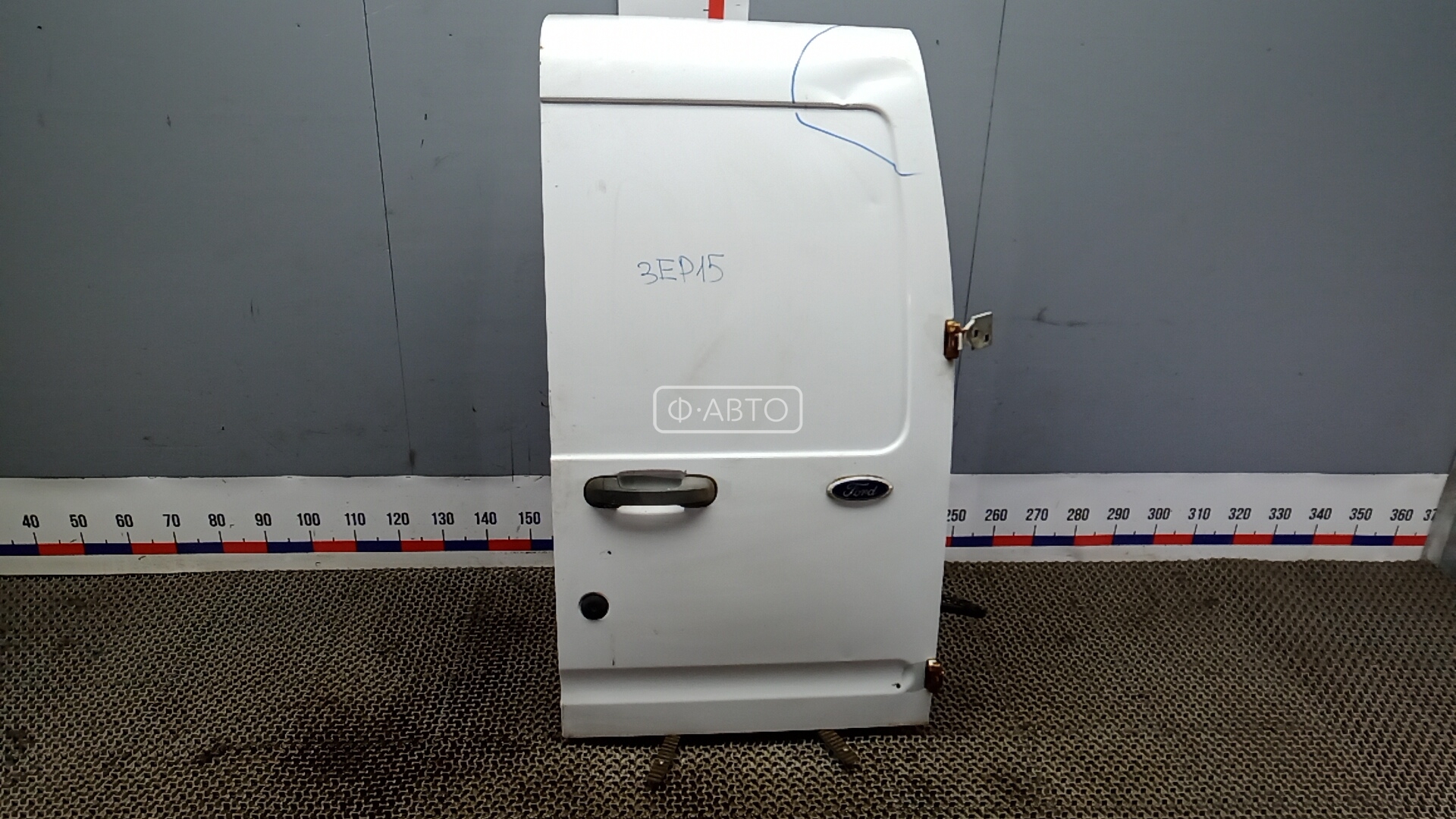 Дверь распашная правая