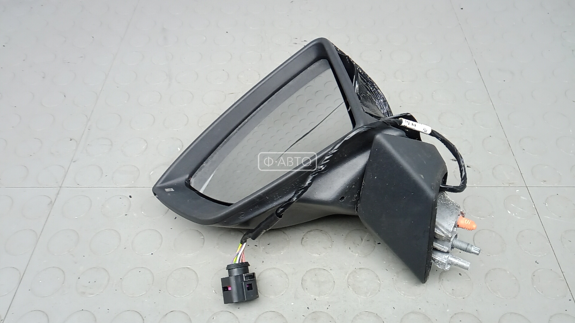 Зеркало наружное левое