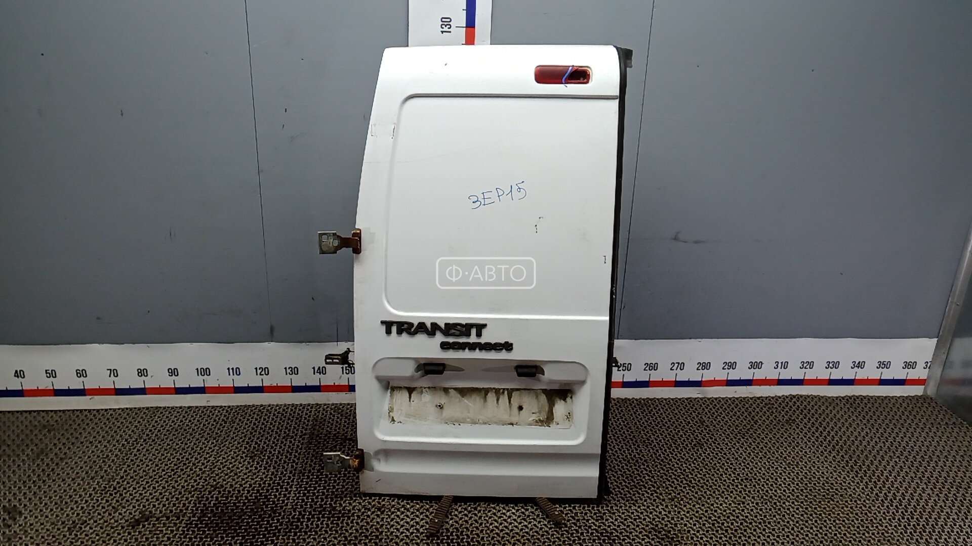 Дверь распашная левая